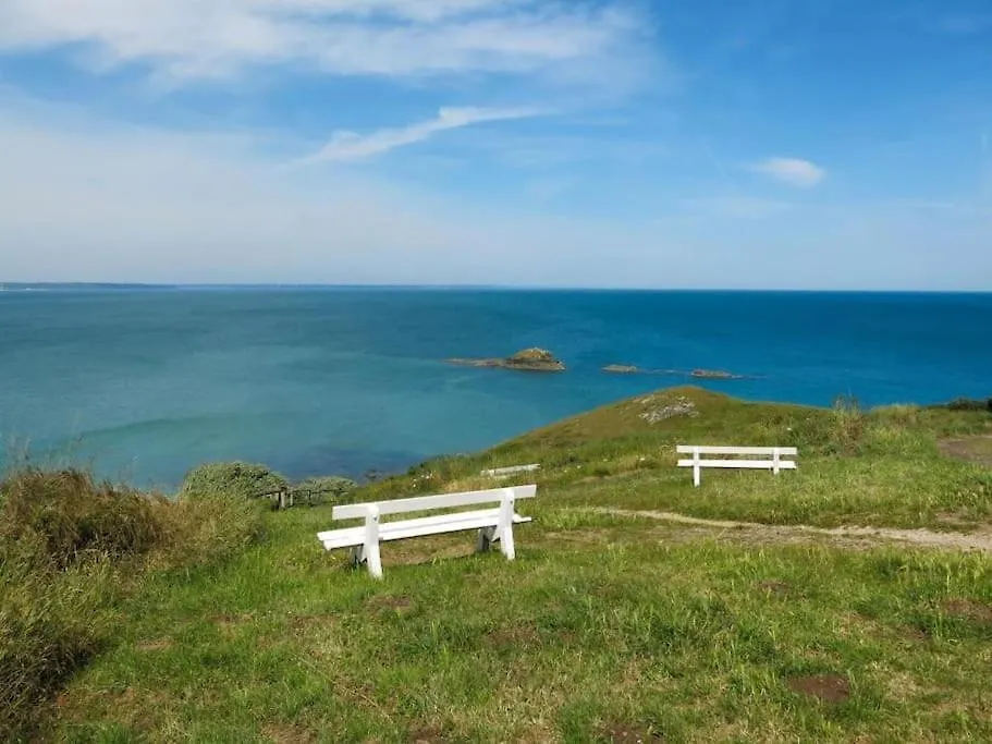 Face A La Plage Et Au Falaise- Endroit Calme Planguenoual